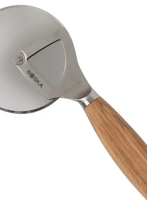 Nuova Collezione Tagliapizza a rotella in acciaio inox e legno Boska Oslo